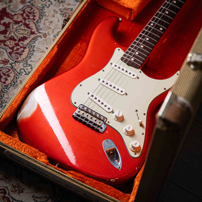 Fender Custom Shop 1960 Stratocaster Relic Candy Apple Red over Gold 2002 - Guitarra Eléctrica