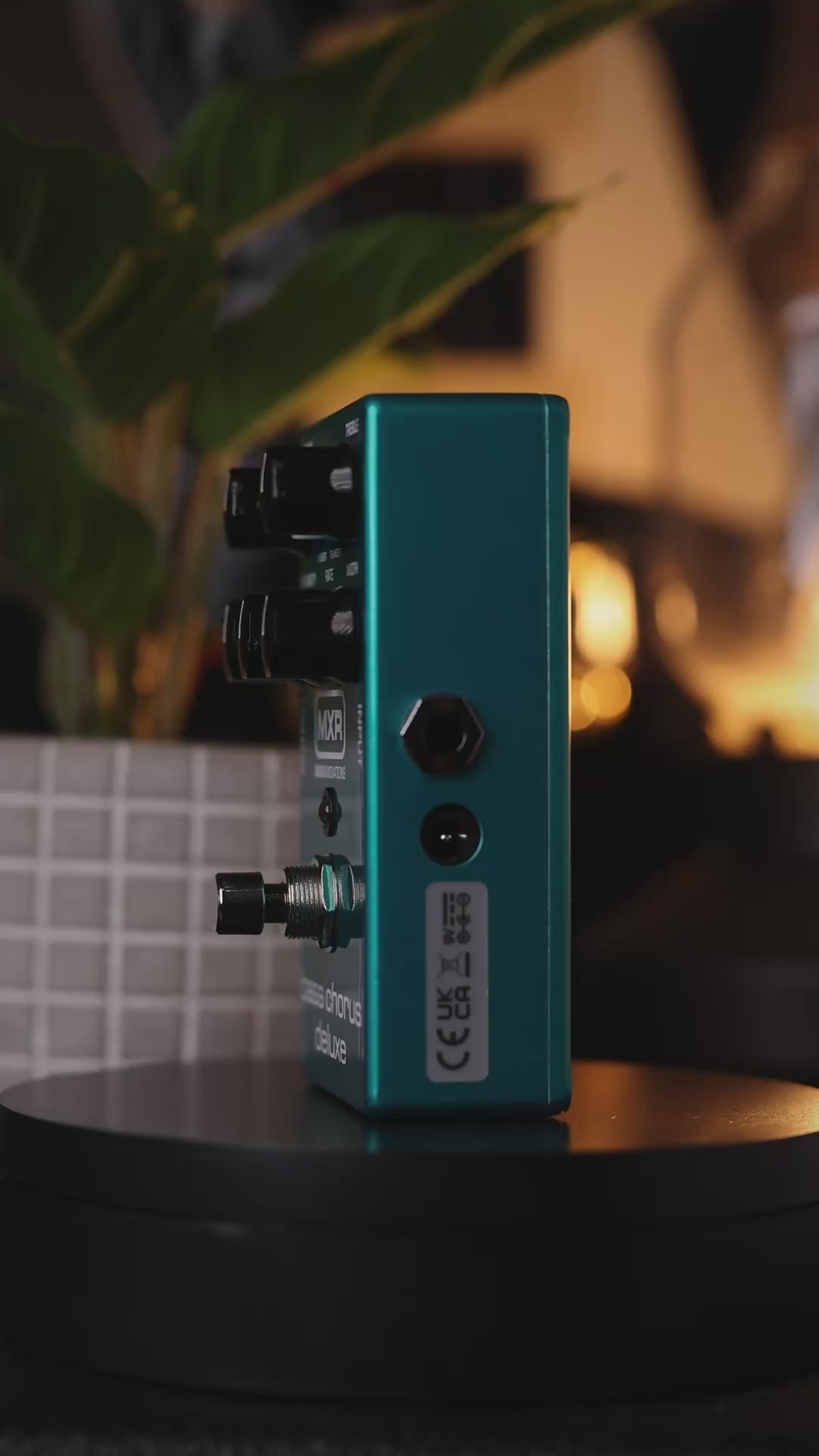 MXR® BASS CHORUS DELUXE - Pedal de Bajo | Gearhub 🌶️
