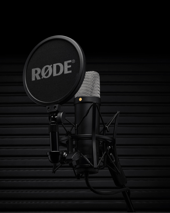Rode NT1 5th Generation Black - Micrófono condensador de estudio, XLR-USBC