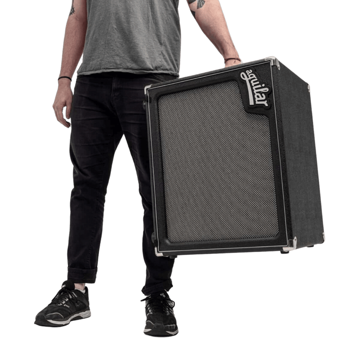 Aguilar SL 210 - Gabinete de Bajo | Diseñada y construida por Aguilar Amplifications en New York con el único objetivo de hacer el mejor gabinete para pequeños y medianos escenarios. El Aguilar SL210 es un gabinete compacto, “punchy”, con mucho Low End y