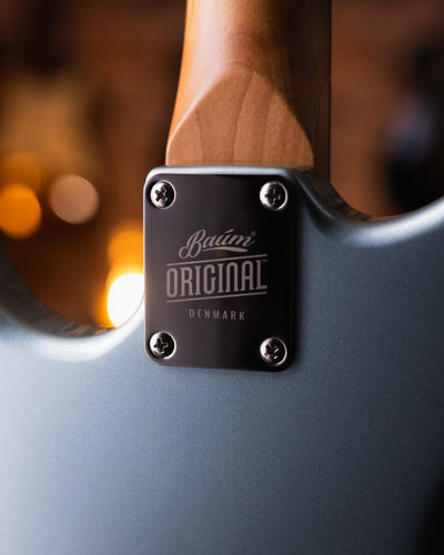 Baum Celestor Ocean Mist - Guitarra Eléctrica | La Guitarra Celestor es nuestro modelo lleno de características hechas por Baum presentados en nuestro diseño danés hecho para guitarristas de todo el mundo. Está inspirado en el sonido que nos hizo enamorar