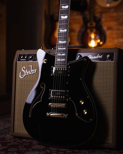 Baum Revolt Pure Black - Guitarra Eléctrica