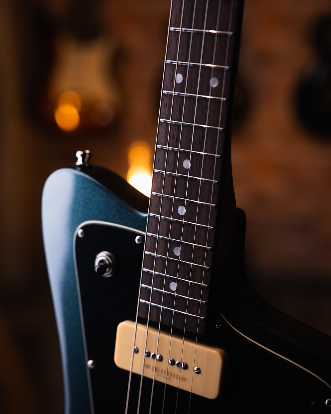 Baum Wingman Vega Glacier Blue - Guitarra Eléctrica | La nueva edición de Wingman VEGA 2024 ya está aquí. Tu Wingman esencial ahora es aún más versátil y poderoso. Una guitarra más fuerte, más expresiva y más dinámica. Un tono más fuerte. Sostenimiento só