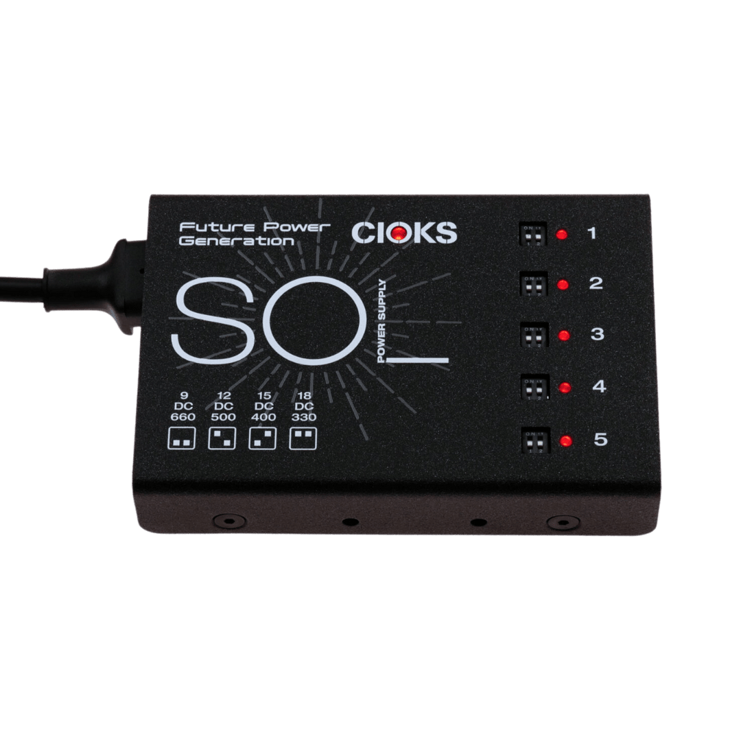 CIOKS SOL - Fuente Poder | El corazón y sol de tu pedalera, sol es la solución definitiva para dar vida a una configuración de pedalera de tamaño pequeño a mediano, especialmente si estás usando pedales que consumen mucha energía. Sol es la fuente de alim
