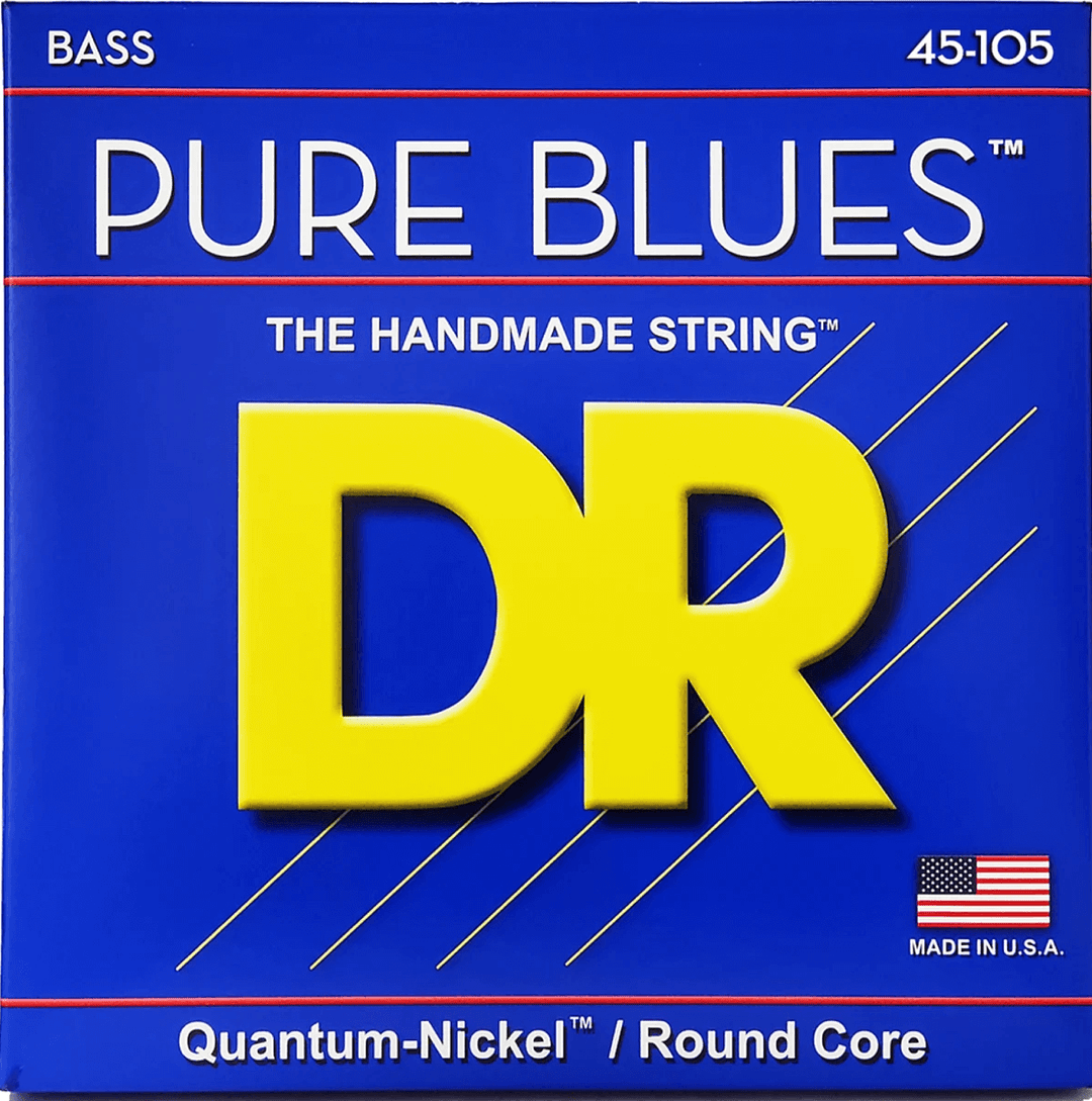 DR Strings Pure Blues 4 (45-105) - Cuerdas de Bajo Eléctrico | Descripción Las cuerdas para bajo PURE BLUES™ combinan un golpe grueso y cálido con un borde especialmente diseñado para el bajista moderno. Al combinar un nuevo y único Quantum-Nickel™ con el