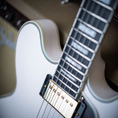 Epiphone B.B. King Lucille Bone White 2022