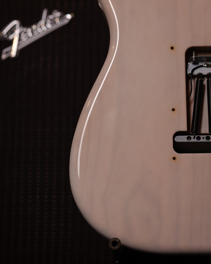 Fender American Professional II Stratocaster® Thinline White Blonde 2024