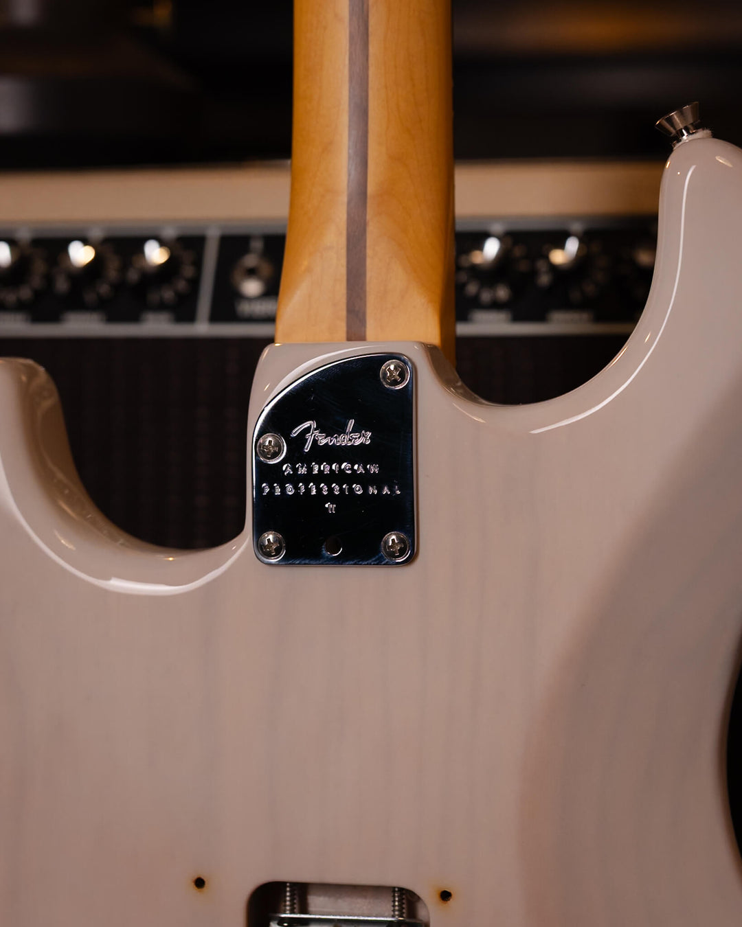 Fender American Professional II Stratocaster® Thinline White Blonde 2024