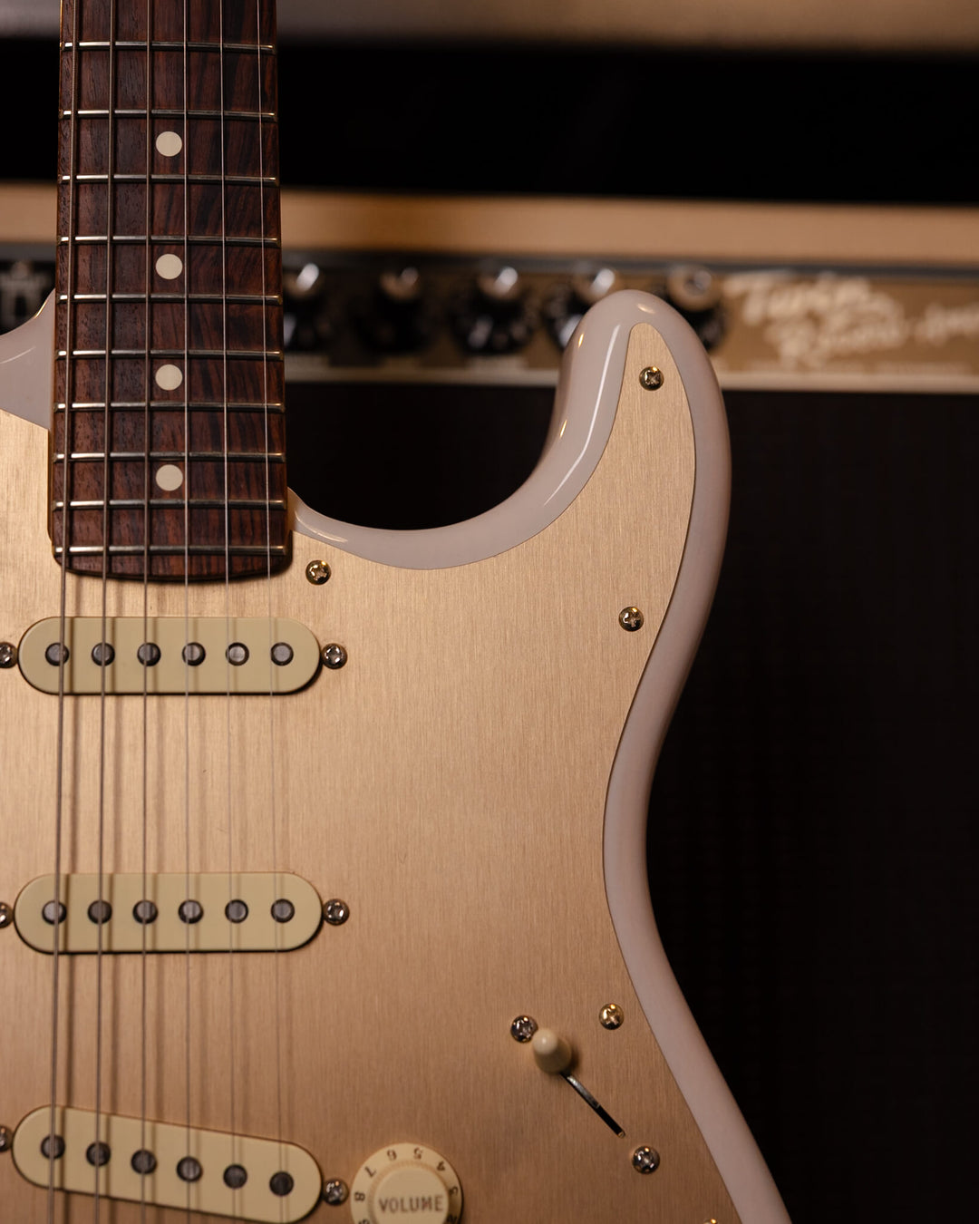 Fender American Professional II Stratocaster® Thinline White Blonde 2024
