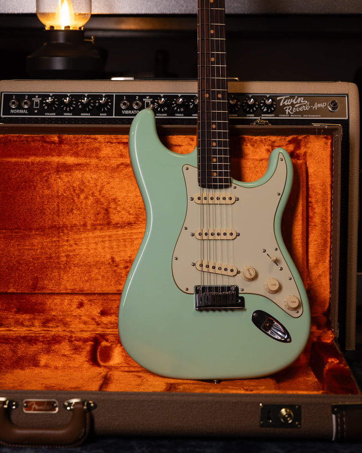 Fender Stratocaster American Ultra Luxe Vintage '60s Surf Green 2025