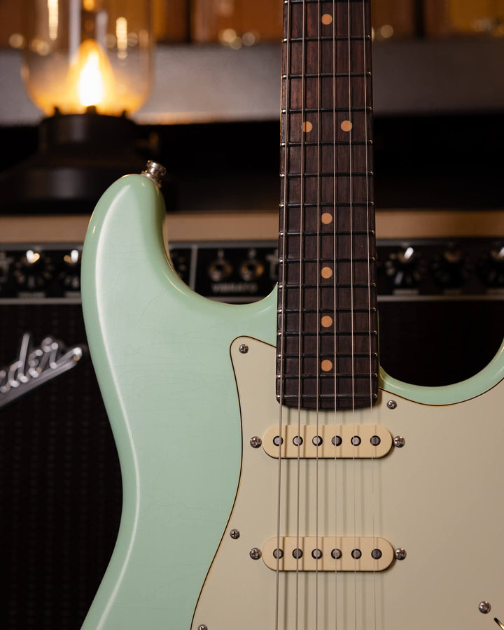Fender Stratocaster American Ultra Luxe Vintage '60s Surf Green 2025