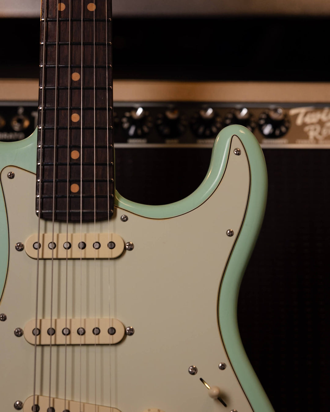 Fender Stratocaster American Ultra Luxe Vintage '60s Surf Green 2025