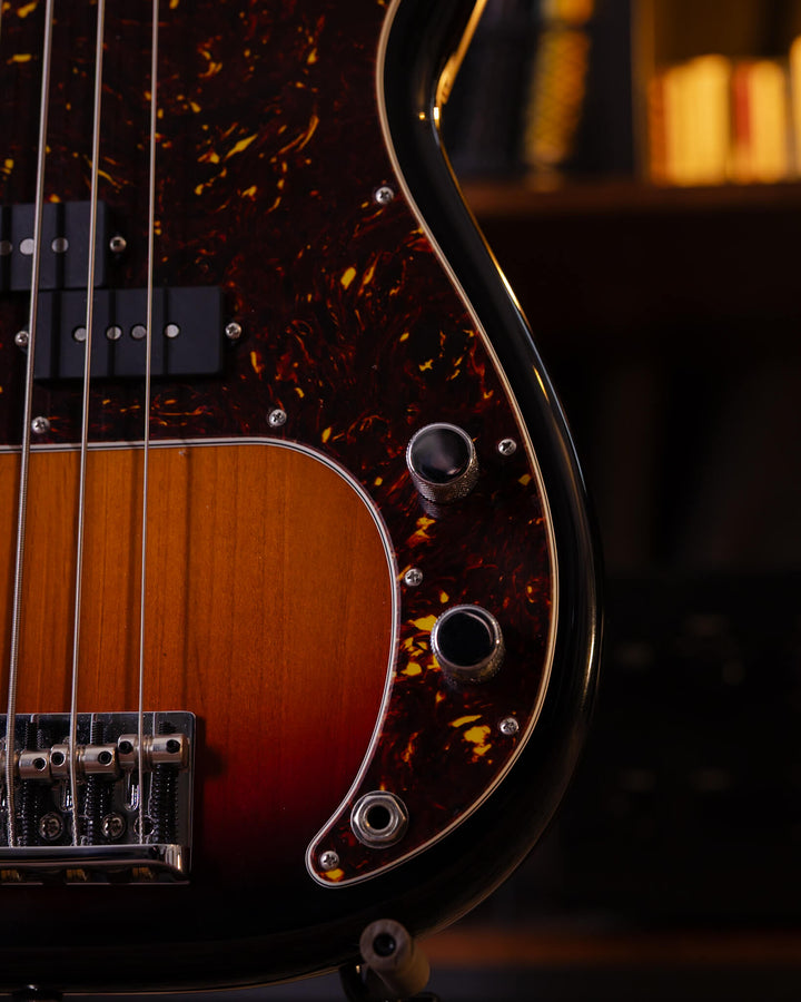Fender American Professional II Precision Bass V 3-Color Sunburst 2025