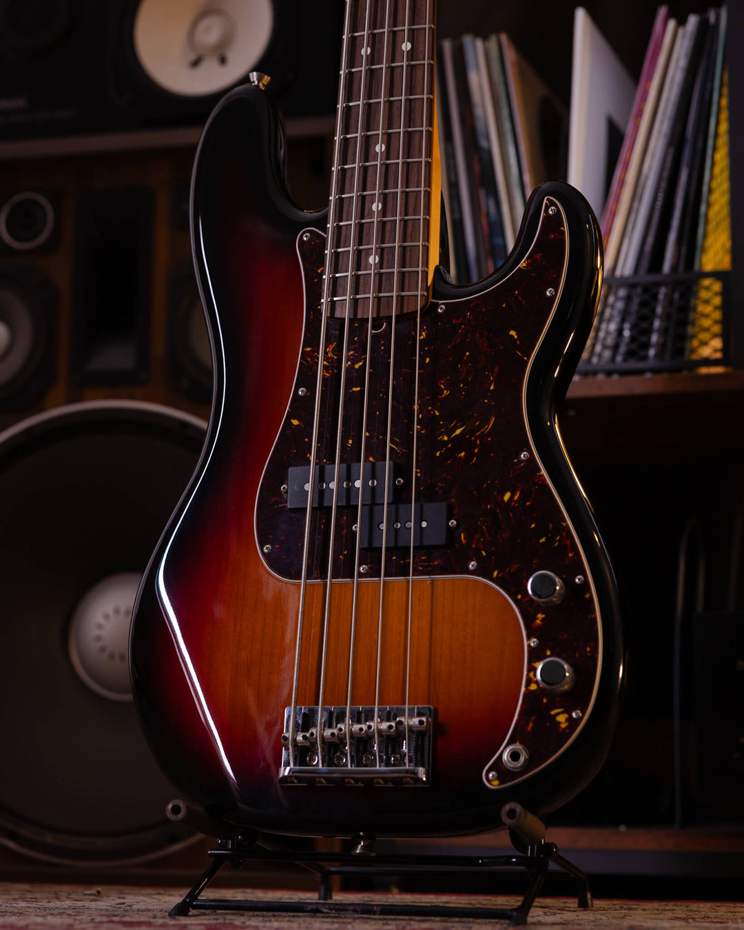 Fender American Professional II Precision Bass V 3-Color Sunburst 2025