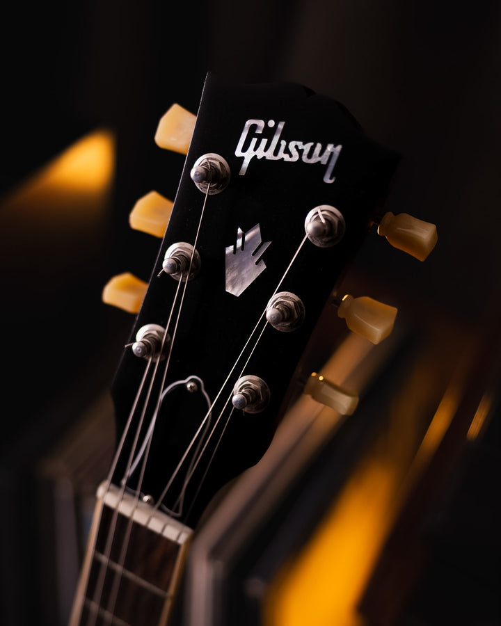 Gibson ES-335 Cherry Red Satin 2026 - Guitarra Eléctrica