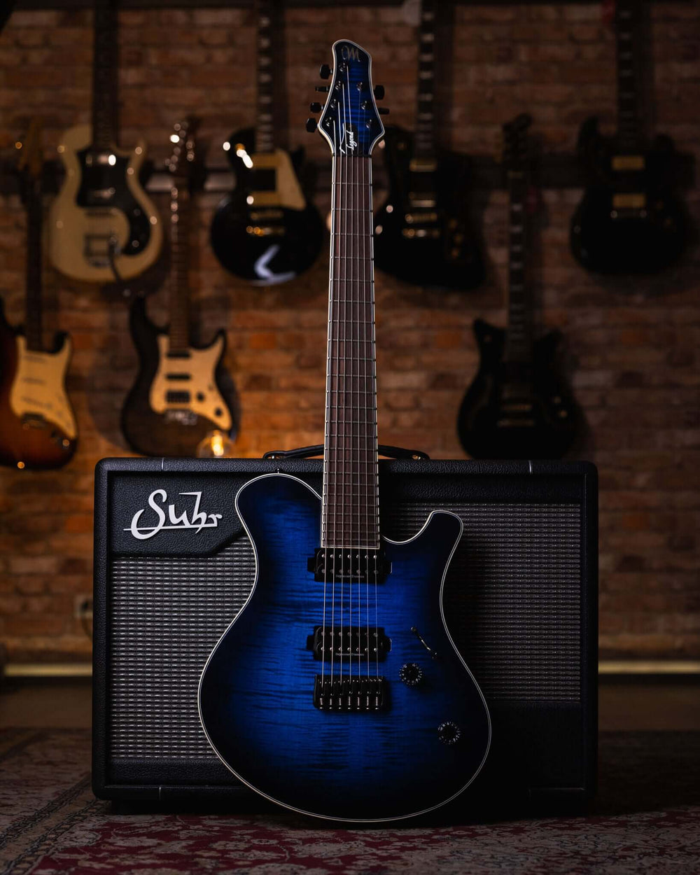 Mayones Legend 7 2-Tone Blue Burst 2016 - Guitarra Eléctrica | Los instrumentos Mayones son la mezcla perfecta de dedicación, pasión y profesionalismo. Luthiers altamente experimentados crean en colaboración con músicos profesionales, como John Browne (Mo