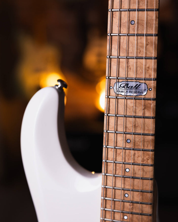 Musicman Silhouette Double Neck 6/12  Family Reserve 2009
