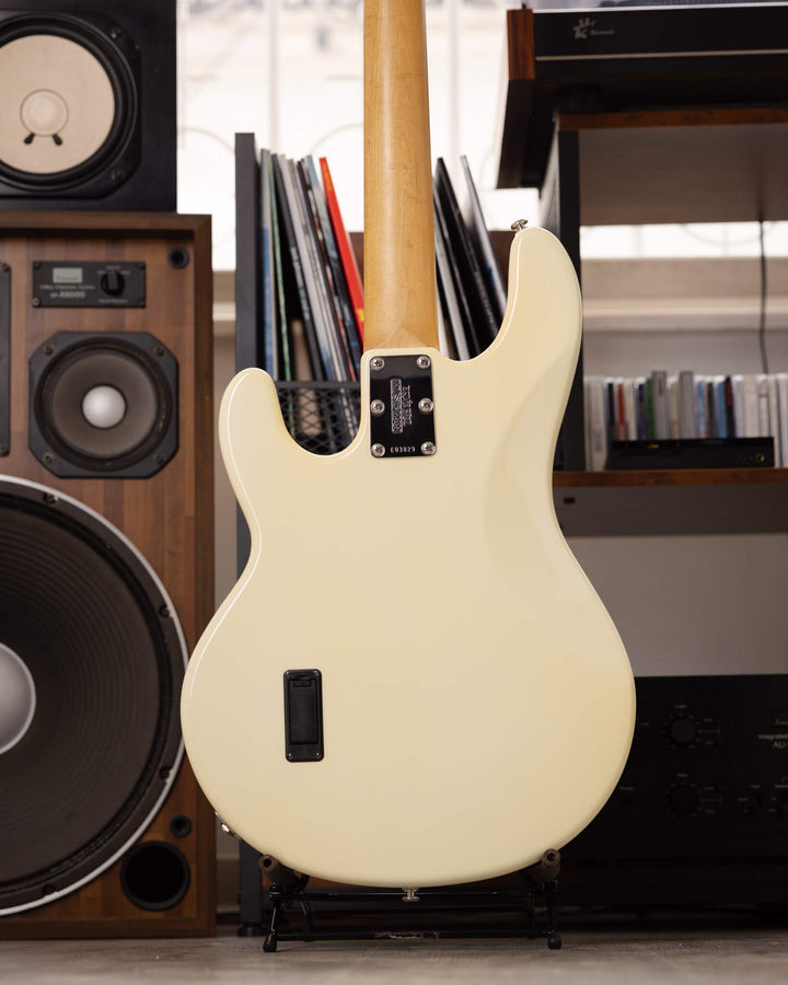MusicMan StingRay 4H White 2004