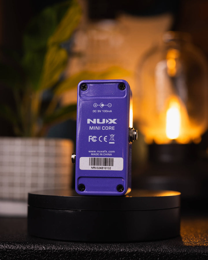 Nux Damp Reverb NRV-3 - Pedal de guitarra