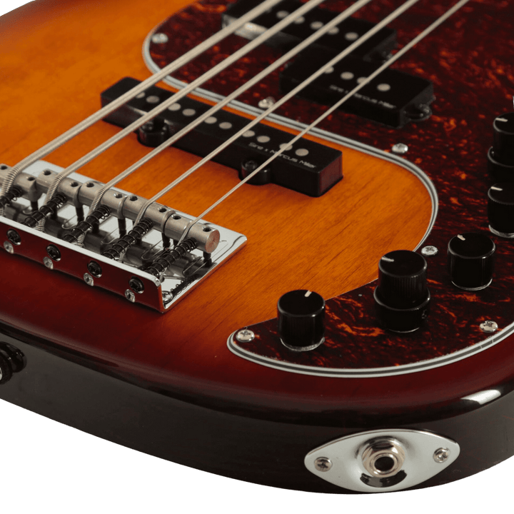 Sire P7 Alder-5 Tobacco Sunburst (2nd Gen) - Bajo Eléctrico | Si me hubiesen mostrado los bajos Sire guiándonos solamente por el precio, habría tenido muchas dudas sobre qué tan buenos serían. Afortunadamente, tuve la oportunidad de ver uno y tocarlo sin