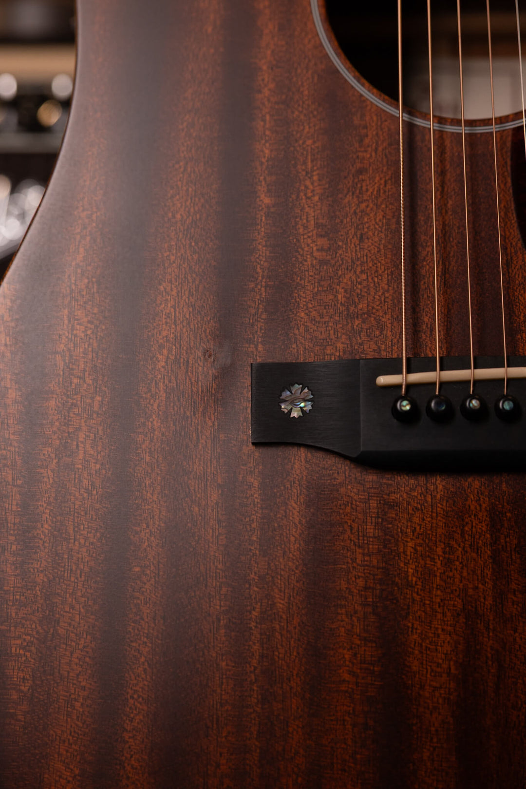 Sigma SDM-15E Solid Mahogany - Guitarra Electroacústica