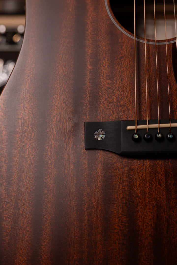 Sigma SDM-15E Solid Mahogany - Guitarra Electroacústica