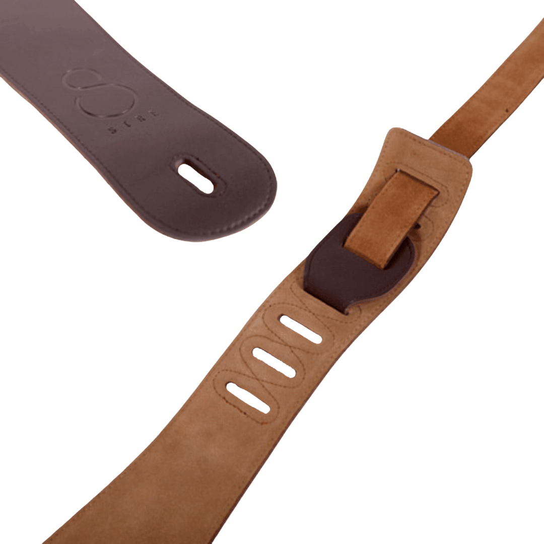 Sire Leather Strap Brown - Correa de Bajo | * Strap de Cuero Sire** Foto referencial: Al ser un producto de cuero, el color y patrón puede variar ligeramente*** Largo Maximo: 128 cm Ancho: 9 cm | Gearhub