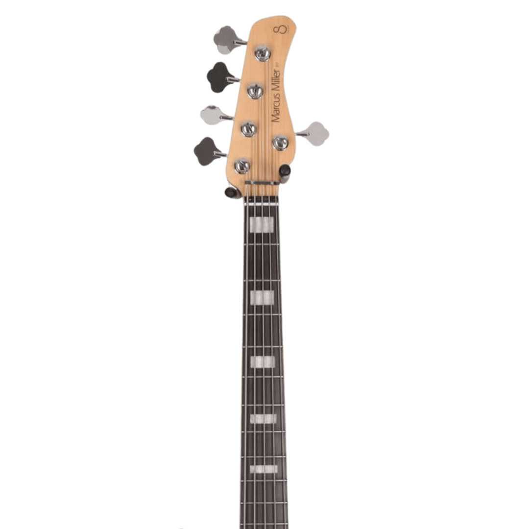 Sire P7 Alder-5 Black (2nd Gen) - Bajo Eléctrico | Si me hubiesen mostrado los bajos Sire guiándonos solamente por el precio, habría tenido muchas dudas sobre qué tan buenos serían. Afortunadamente, tuve la oportunidad de ver uno y tocarlo sin saber cuánt