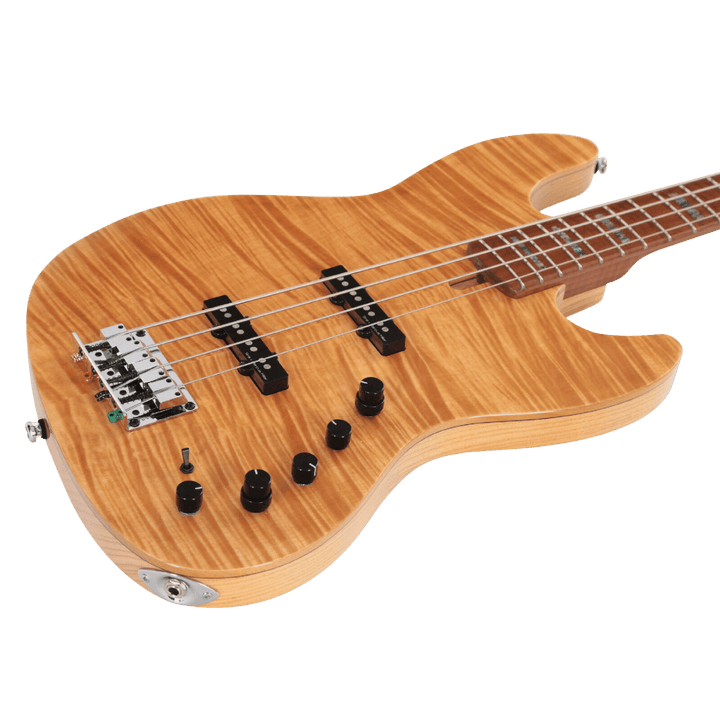 Sire V10 Natural (2nd Gen) - Bajo Eléctrico | Un modelo de alta calidad en la serie Sire Marcus Miller. El Sire V10 coloca a la serie V en otro nivel en términos de detalle, tocabilidad y comodidad. Con un mástil de arce flameado tostado en forma de C y u