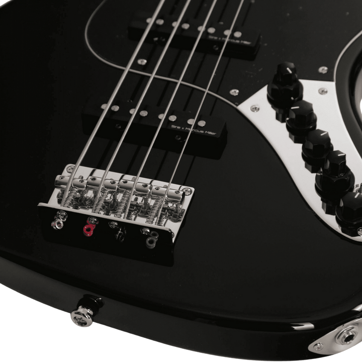 Sire V3 Black (2nd Gen) - Bajo Eléctrico | Si me hubiesen mostrado los bajos Sire guiándonos solamente por el precio, habría tenido muchas dudas sobre qué tan buenos serían. Afortunadamente, tuve la oportunidad de ver uno y tocarlo sin saber cuánto costab