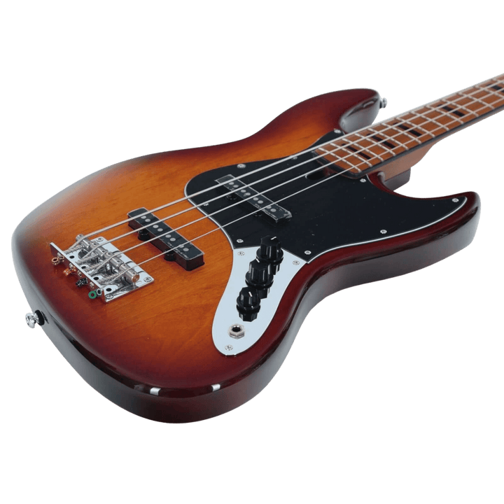 Sire V5 Tobacco Sunburst (2nd Gen) - Bajo Eléctrico | Si me hubiesen mostrado los bajos Sire guiándonos solamente por el precio, habría tenido muchas dudas sobre qué tan buenos serían. Afortunadamente, tuve la oportunidad de ver uno y tocarlo sin saber cu