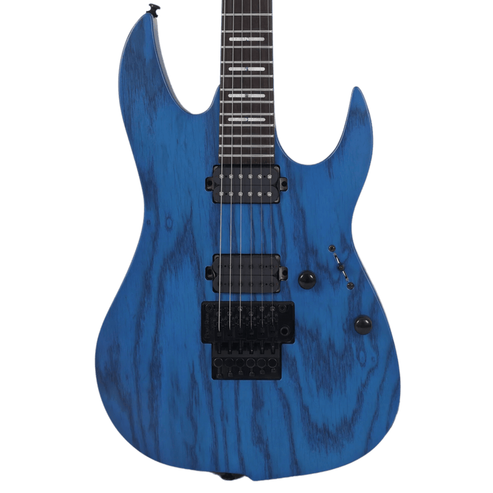 Sire X5 Transparent Blue Satin - Guitarra Eléctrica | La primera presentación de Sire de una potente máquina de sonido compuesta por dos humbuckers de alta salida y el puente Floyd Rose, que realmente define este instrumento. Es una excelente elección par