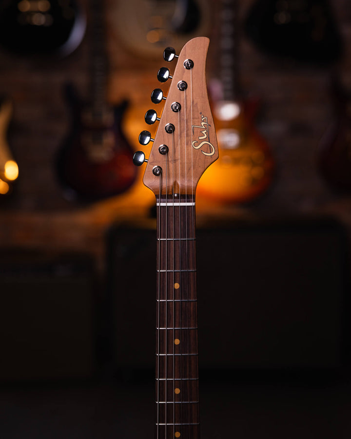 Suhr Classic S Vintage Limited Edition Seafoam Green - Guitarra Eléctrica | Presentamos la Suhr Classic S Vintage. En Suhr Guitars, siempre nos ha apasionado el encanto atemporal de los instrumentos vintage. Nuestra Classic S Vintage es la culminación de