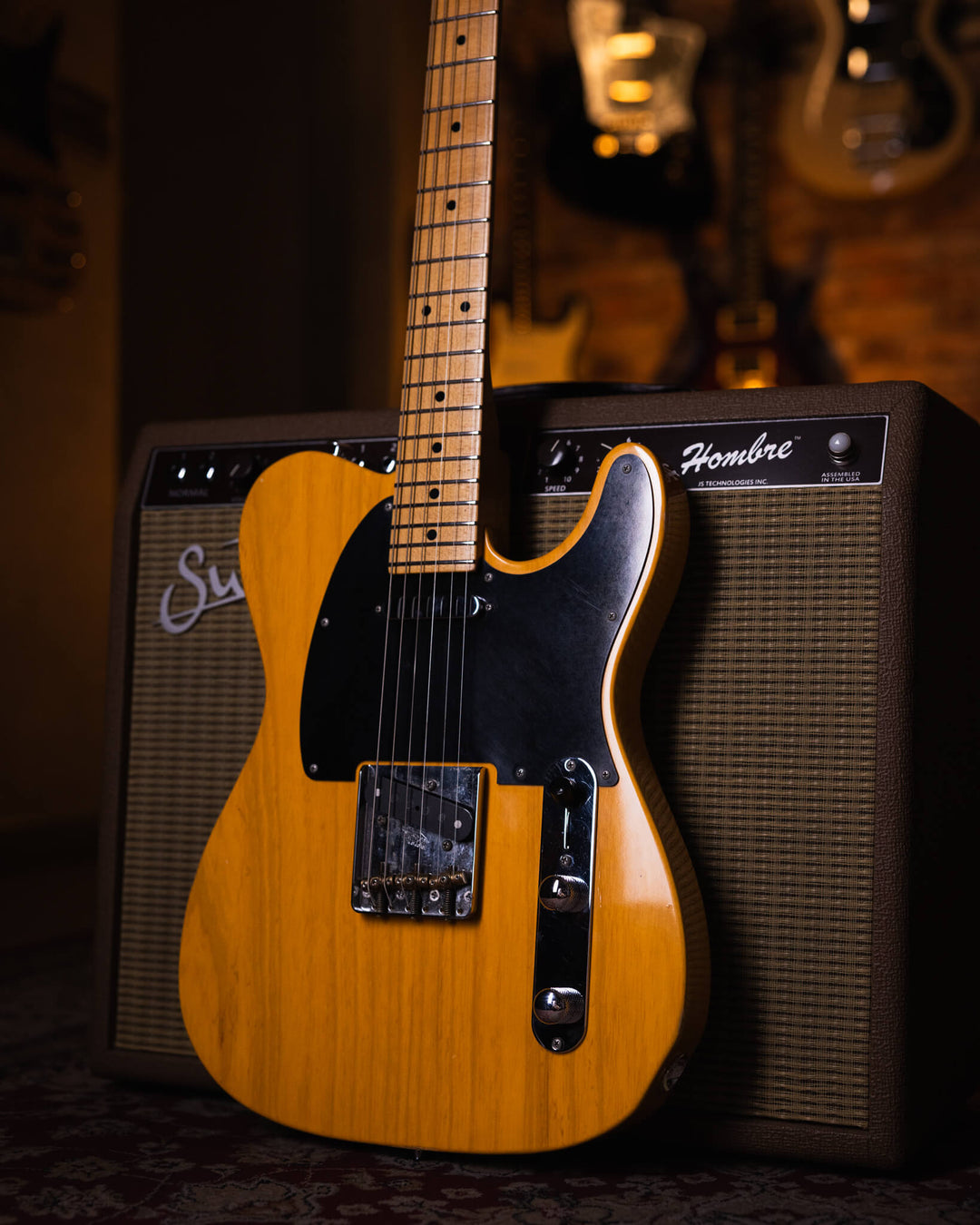 Suhr Classic T Antique Trans Butterscotch 2018 - Guitarra Eléctrica | El Classic T cuenta con un nuevo perfil de cuello estándar C vintage de los años 60. El Classic T conserva muchas de las especificaciones originales del Classic T Pro, incluido el siste