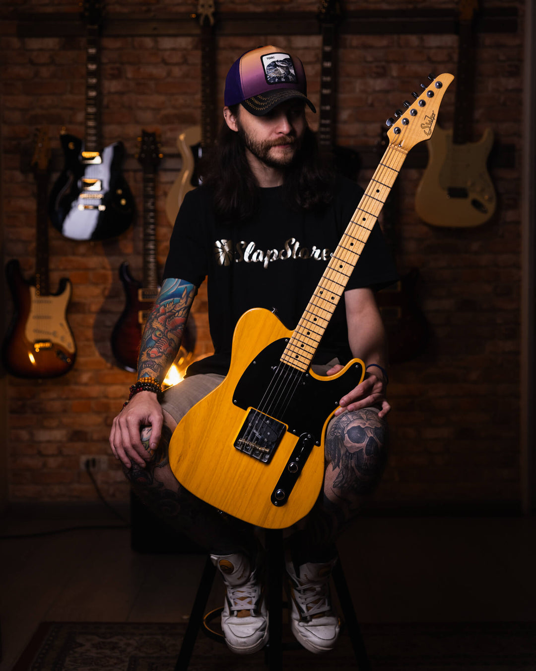 Suhr Classic T Antique Trans Butterscotch 2018 - Guitarra Eléctrica | El Classic T cuenta con un nuevo perfil de cuello estándar C vintage de los años 60. El Classic T conserva muchas de las especificaciones originales del Classic T Pro, incluido el siste