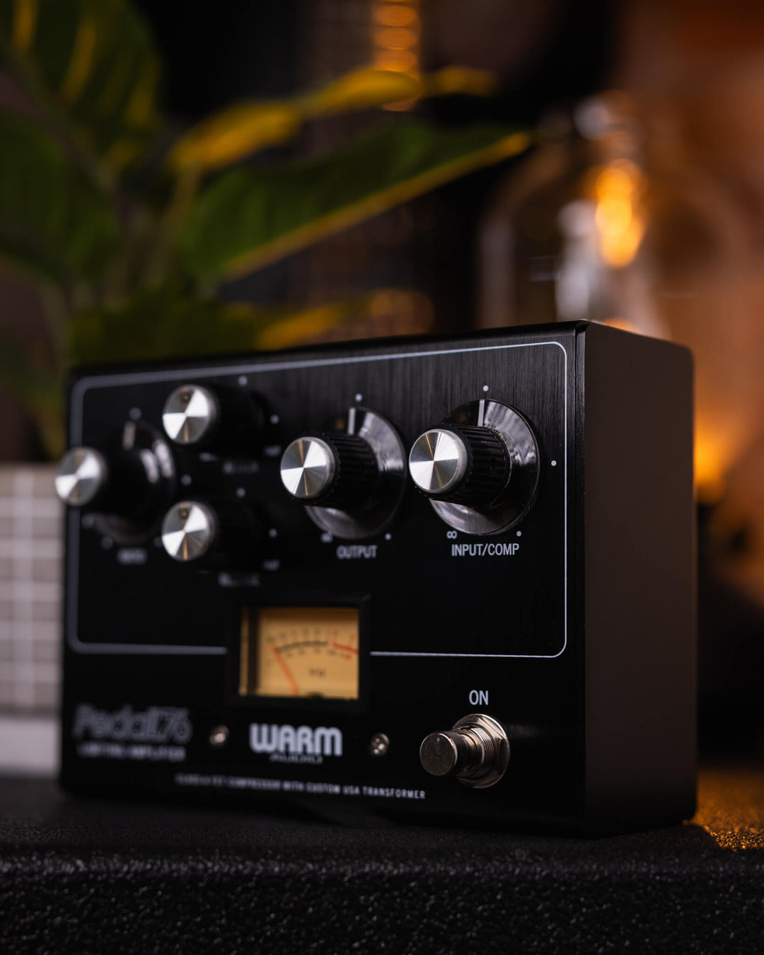 Warm Audio WA76P Compresor - Pedal de Guitarra