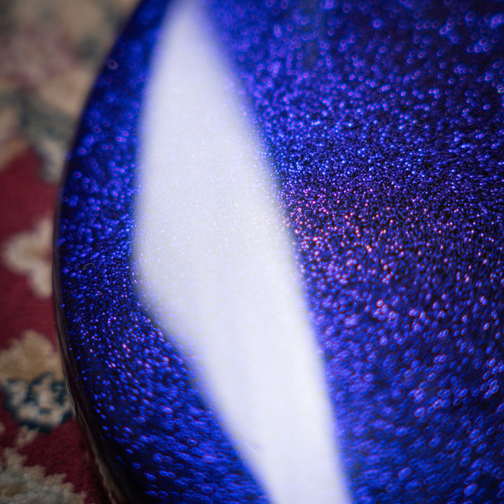 Fender Jazz bass Seymour Duncan SMB4 Sparkle Purple 1998 - Bajo Eléctrico | Este estiloso Fender Jazz salió de la loca mente de nuestros científicos especializados del Funk, equipado con una poderosa cápsula Seymour Duncan SMB4 que trae todo el Power de u