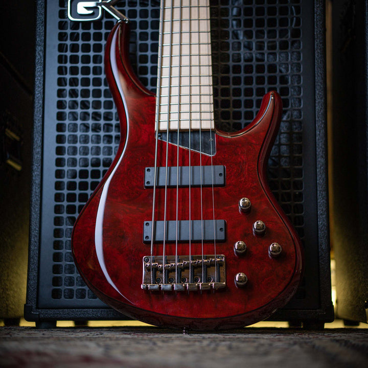 MTD Kingston Z6 Translucent Cherry Red - Bajo Eléctrico | Para el músico exigente que busca una apariencia y un sonido hechos a mano, tenemos la serie MTD Z, que incorpora muchos de los elementos de diseño superiores presentes en los instrumentos MTD Hand
