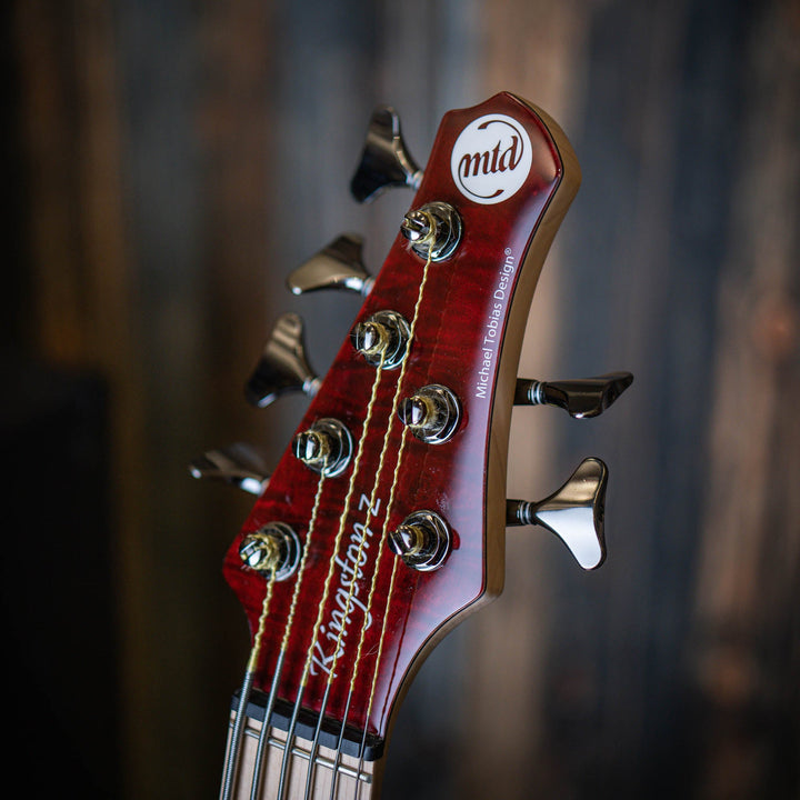 MTD Kingston Z6 Translucent Cherry Red - Bajo Eléctrico | Para el músico exigente que busca una apariencia y un sonido hechos a mano, tenemos la serie MTD Z, que incorpora muchos de los elementos de diseño superiores presentes en los instrumentos MTD Hand