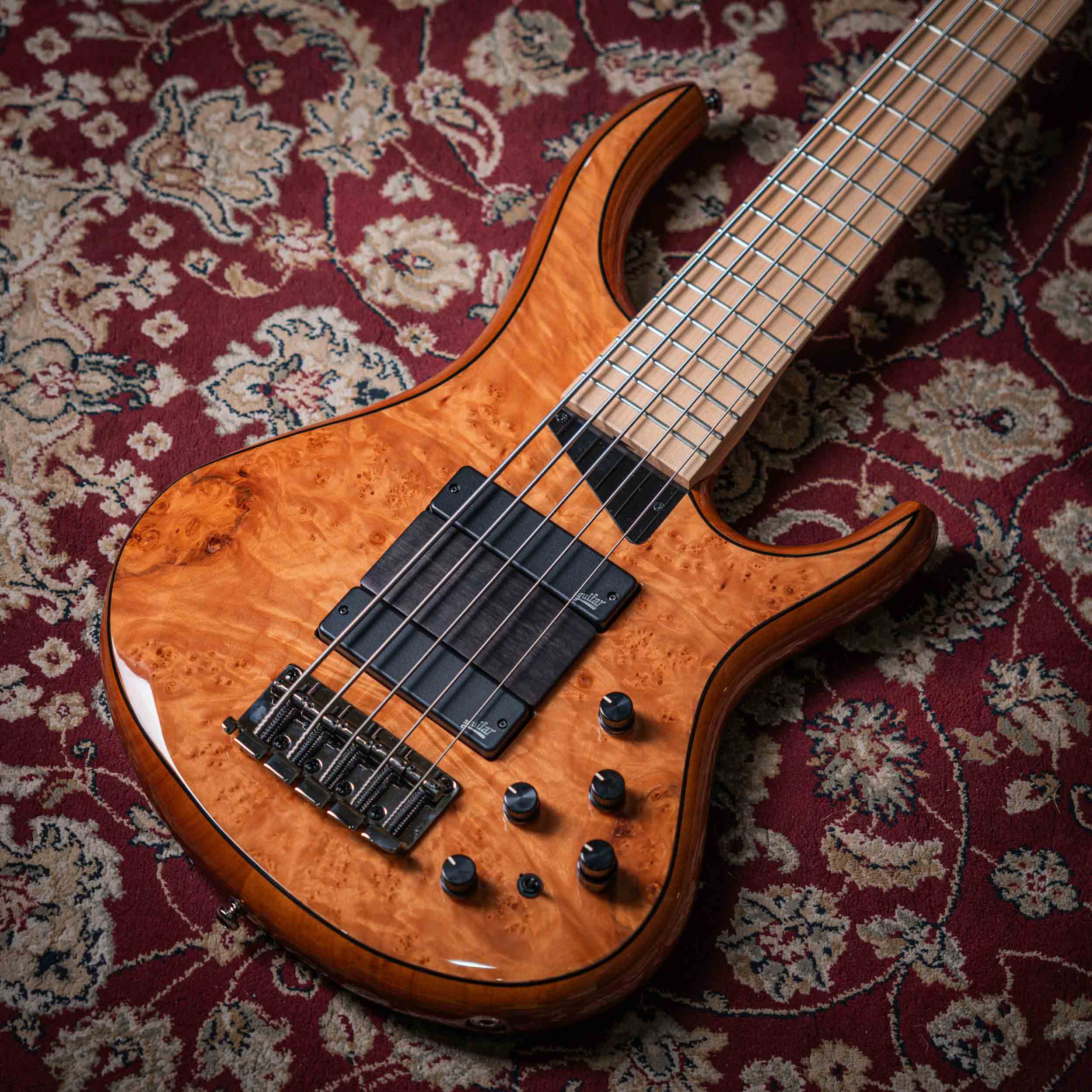 MTD Kingston Z5 Natural MarkBass Preamp - Bajo Eléctrico | Gearhub