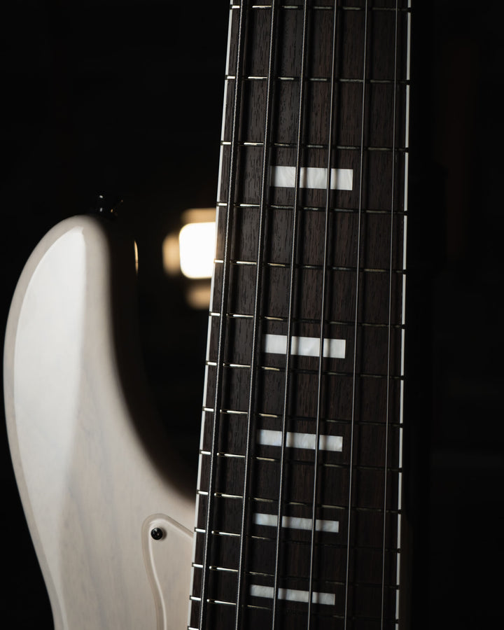 Atelier Z Beta6 Transparent White 2025