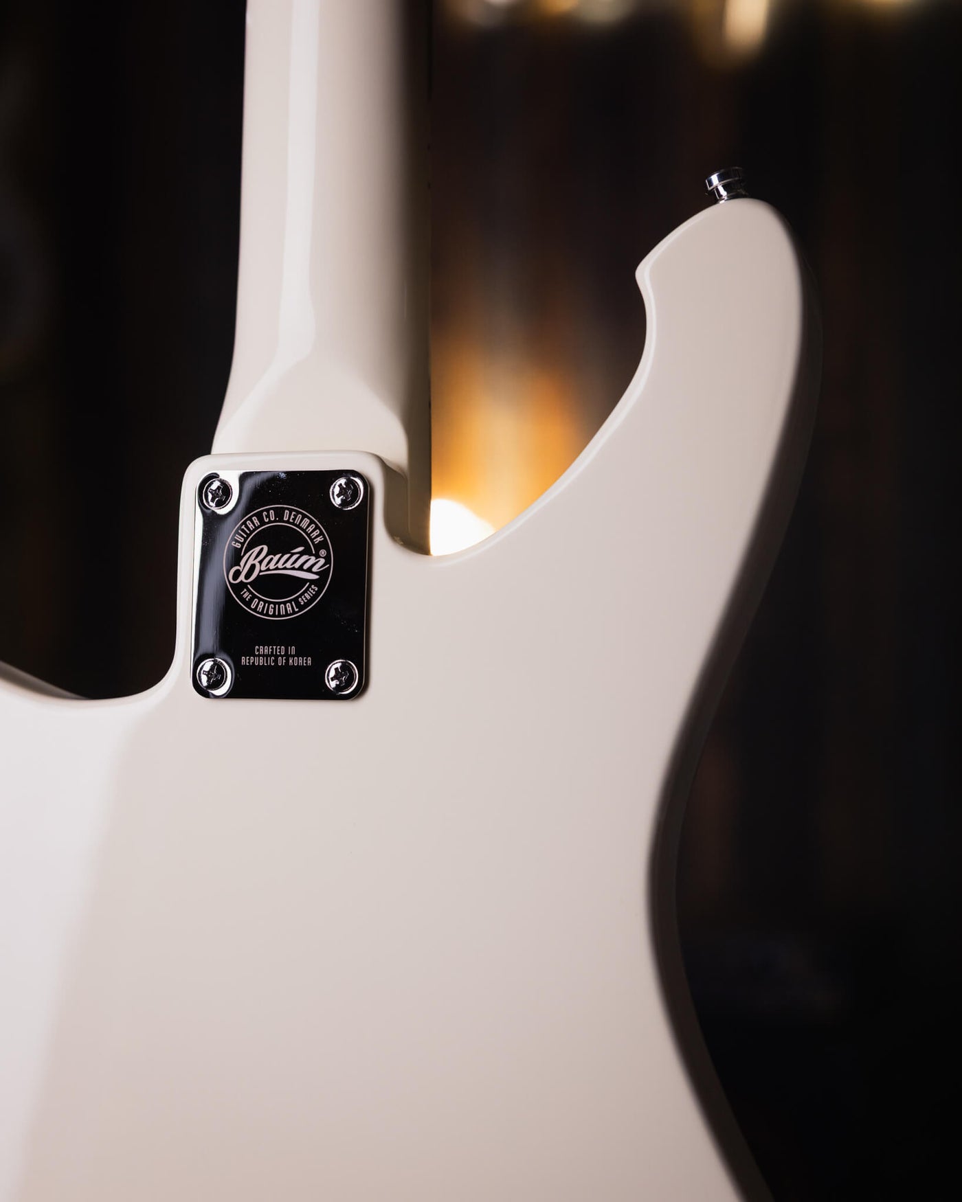 Baum Nidhogg Bass Vintage White - Bajo Eléctrico