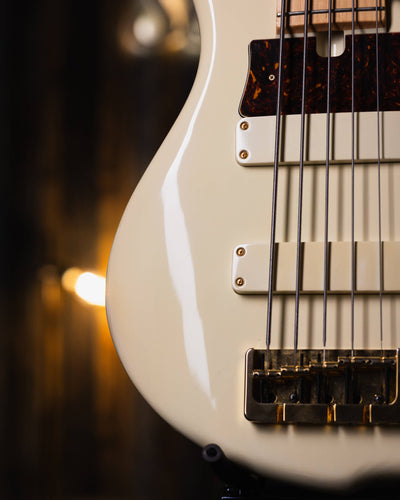 F Bass BN5 Olympic White 2018 - Bajo Eléctrico
