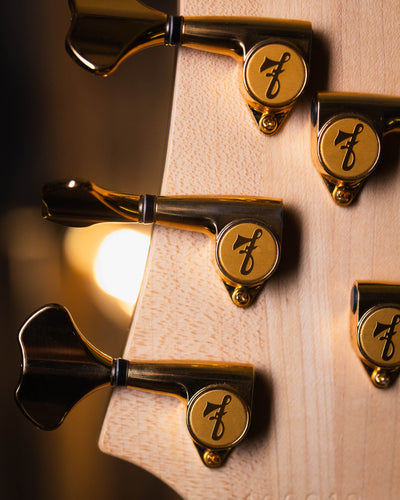 F Bass BN5 Olympic White 2018 - Bajo Eléctrico
