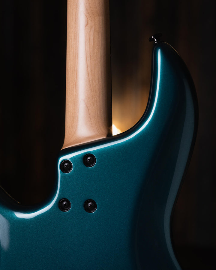 F Bass VF4 Petrol Blue Metallic 2020