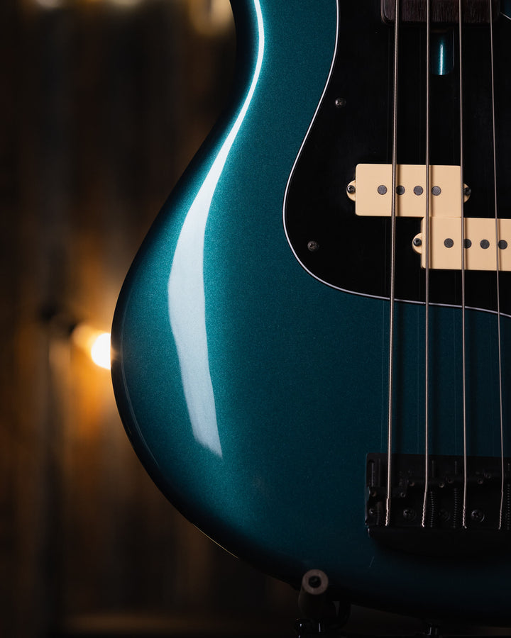 F Bass VF4 Petrol Blue Metallic 2020