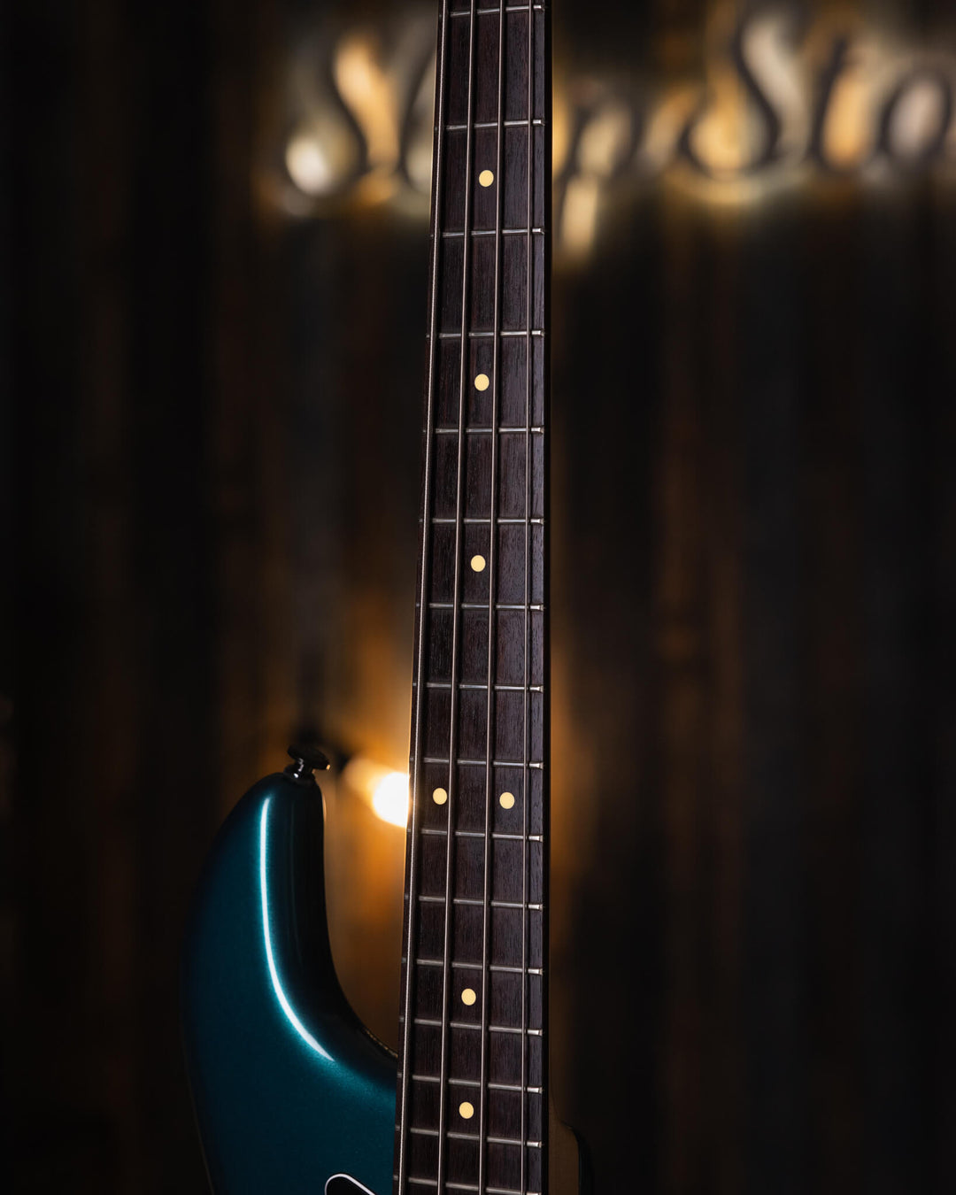 F Bass VF4 Petrol Blue Metallic 2020