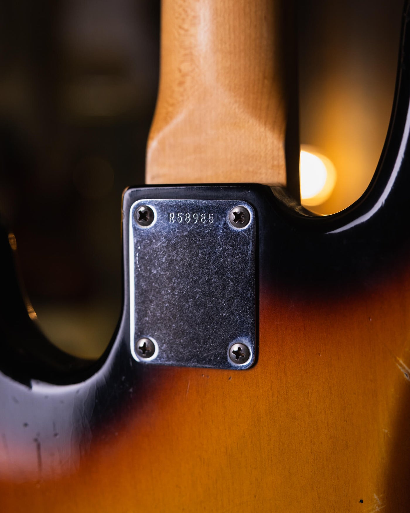 Fender Jazz Bass Custom Shop 1960 Relic Sunburst 2011 - Bajo Eléctrico