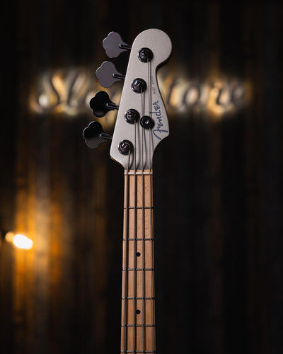 Fender Flea Signature Active Satin Inca Silver 2018 - Bajo Eléctrico