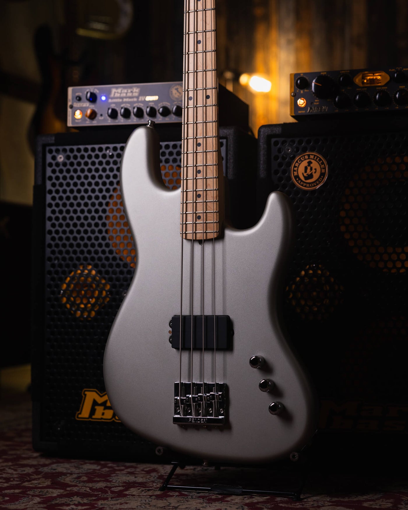 Fender Flea Signature Active Satin Inca Silver 2018 - Bajo Eléctrico